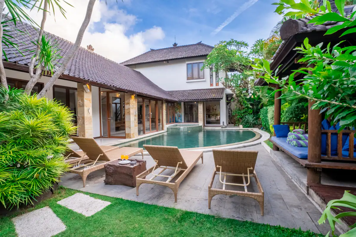 villa aveli seminyak 01